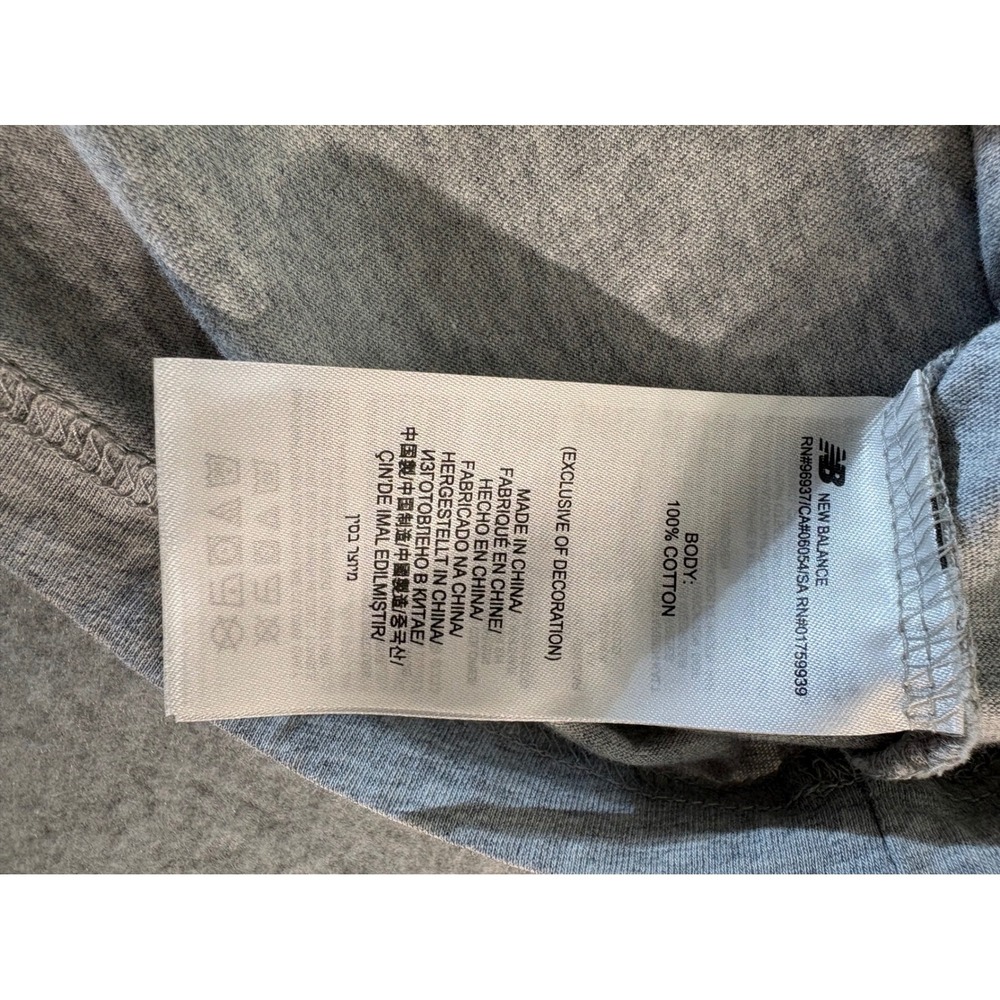 New Balance Mens Graphic T-Shirt Gray Short Sleeve Cotton Logo Crew Neck Size S - Picture 6 of 11